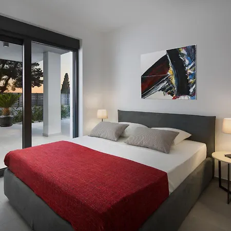 Vivi Rent Fasana - 1 *